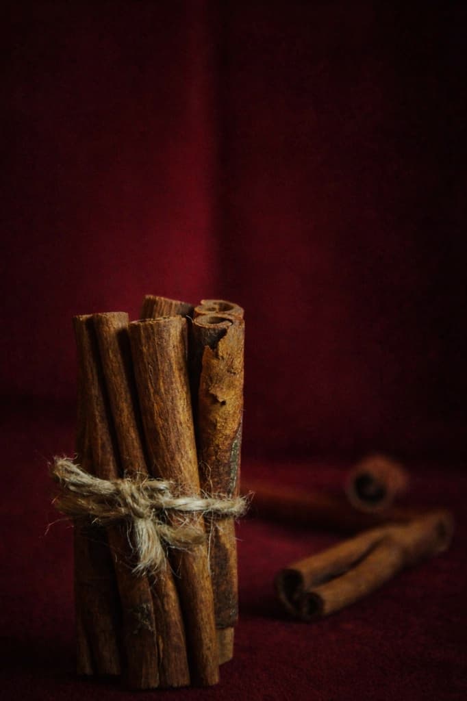 Authentic premium Ceylon cinnamon sticks